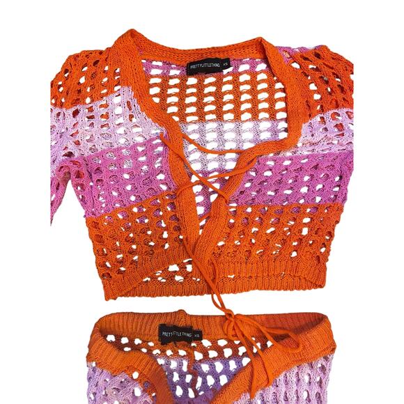 PrettyLittleThing Women’s 70s-Inspired Crochet Two-Piece Set Size XS - Picture 5 of 7